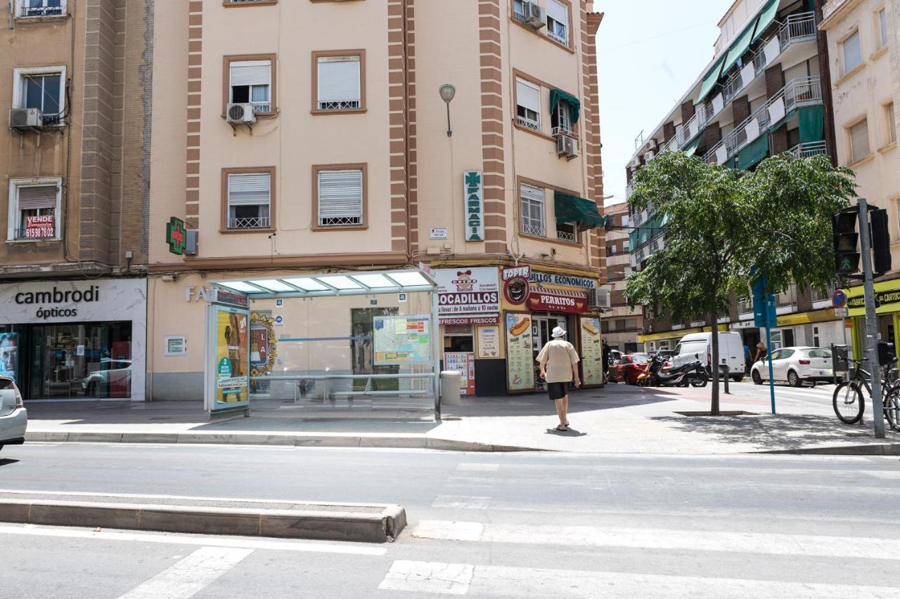 Moonkey - Apto. Albeniz, Con Acogedor Patio Alicante Kültér fotó